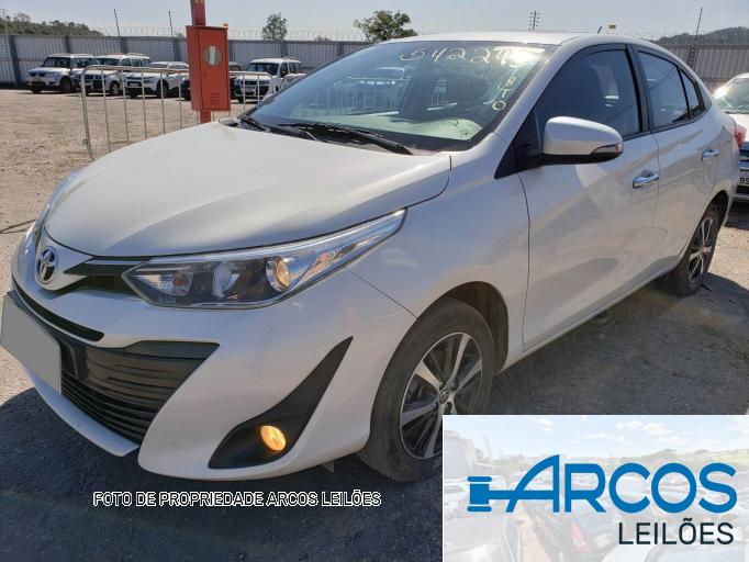 TOYOTA YARIS 19/19