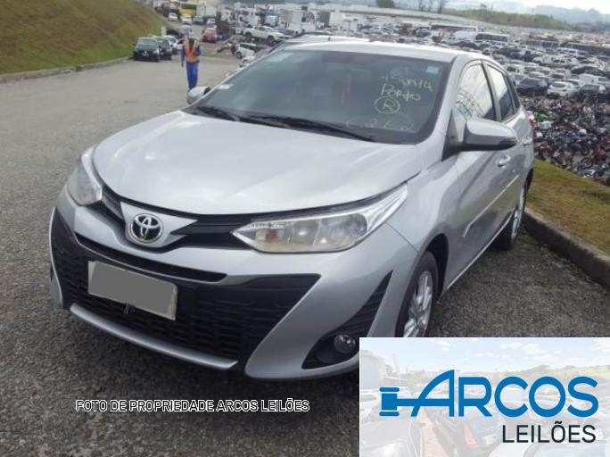 TOYOTA YARIS 19/19