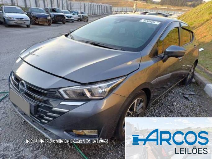 NISSAN VERSA 23/24